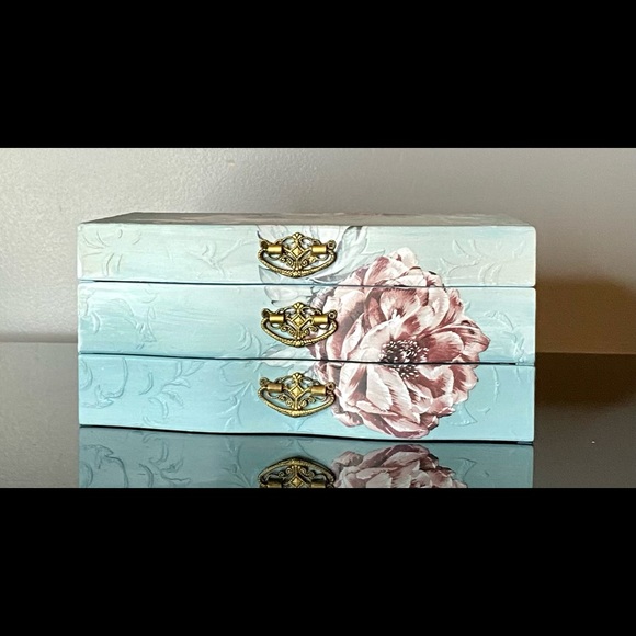 Blue Floral Vintage Jewelry Box